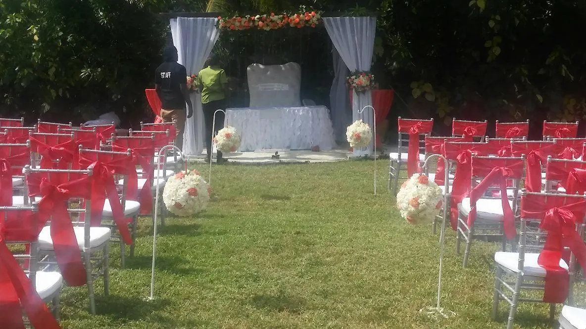 מונטגו ביי Milbrooks Resort 3*, מונטגו ביי